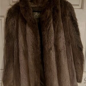 Luxurious Genuine Beaver Brown Fur Coat